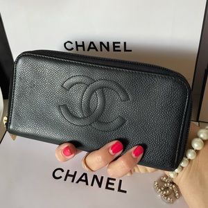 CHANEL Black Leather Timeless CC Logo Zipped  Long Wallet Purse